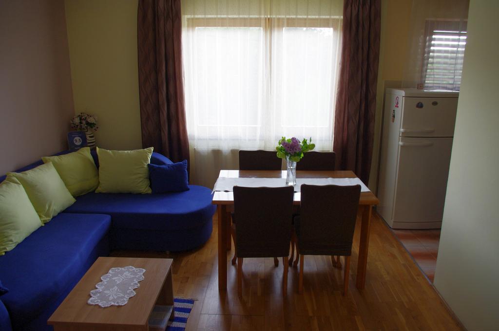 Apartment Tomy Slunj Exterior photo